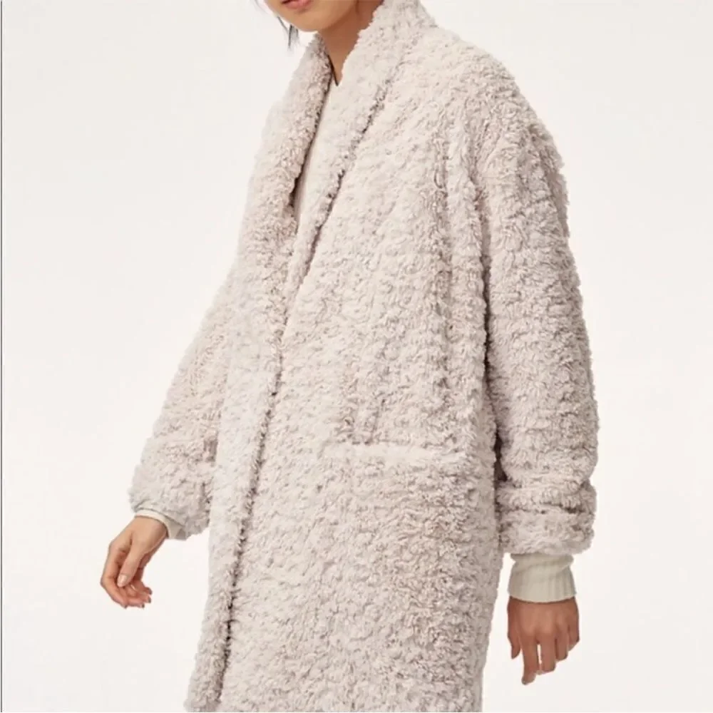 Aritzia Wilfred Free Grete Sherpa Coat